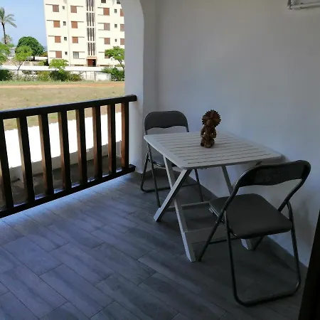 A Primera Linea De Playa Apartment *